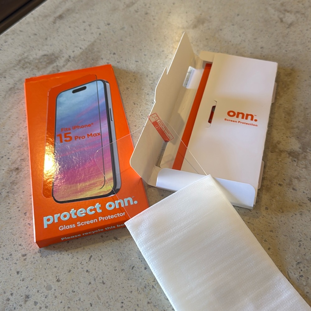 iPhone 15 Pro Max Screen Protector